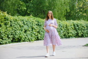 Rochii de gravide – Cum să te simți frumoasă și să ai parte de confort în timpul sarcinii