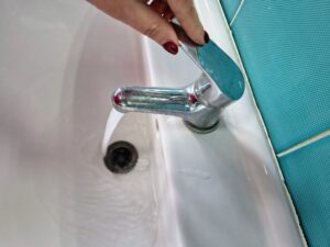 Consiliul Județean cere fonduri de la Guvern pentru plata subvenției la apă caldă și căldură